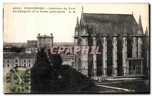 Cartes postales Bois de Vincennes Interieur du Fort La Chapelle et la Porte principale