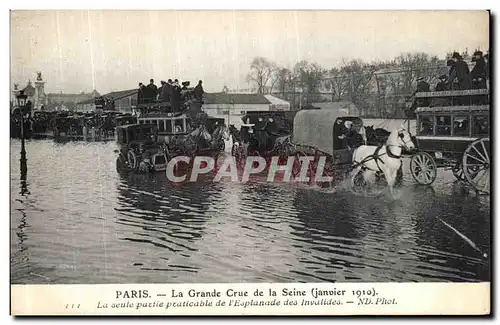 Ansichtskarte AK Paris La Grande Crue de la Seine La seule partie praticable de l esplanade des Invalides