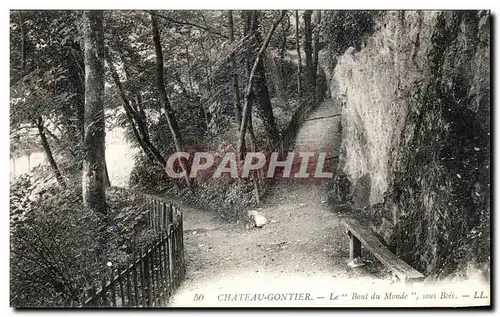 Ansichtskarte AK Chateau Gontier Le Bout du Monde sous bois