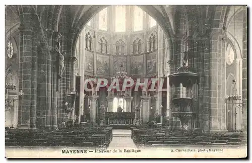 Cartes postales Mayenne Interieur de la Basilique