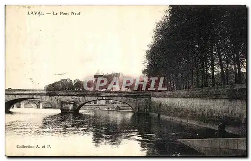 Ansichtskarte AK Laval Le Pont Neuf