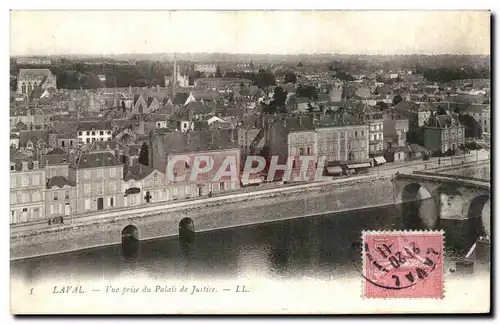 Ansichtskarte AK Laval Vue prise du Palais de Justice