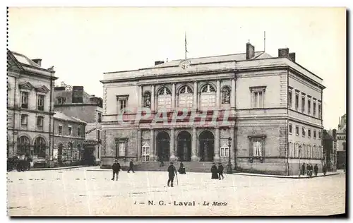Cartes postales Laval La Mairie