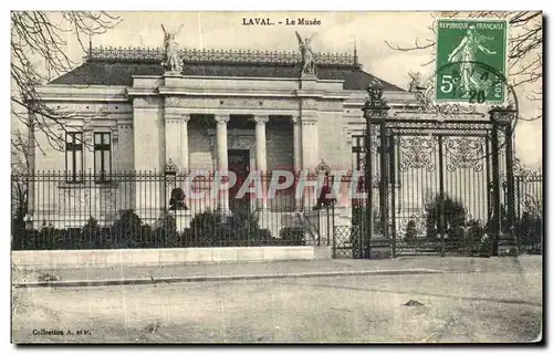 Cartes postales Laval Le Musee