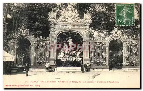 Cartes postales Nancy Place Staniales Grilles en Fer Forge de Jean Lamour Fontaine d Amphitrite