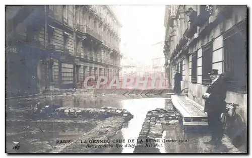 Cartes postales Paris La Grand Crue De la Seine Barrage etablit rue d isly