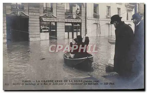 Cartes postales Paris La Grand Crue De la Seine Service de bachotage de la rue de Lille pour le ravitaillement d