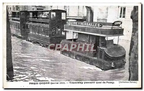 Cartes postales Paris La Grand Crue De la Seine Tramway passant quai de PassyLouvre Versailles