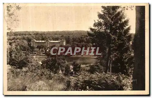 Cartes postales Bagnoles de l Orne Vue sur le lac et le Grand Hotel