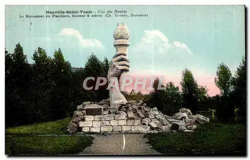 Cartes postales Neuville Saint Vaast Cite des Mutiles Le Monument du Flambeau