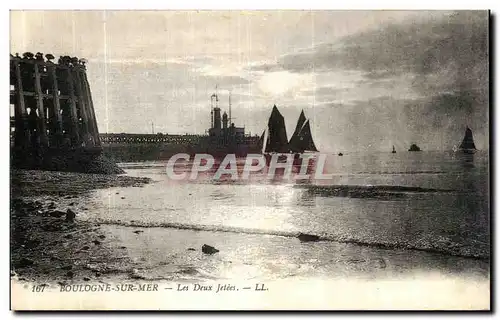 Ansichtskarte AK Boulogne sur Mer Les Deux Jetees Bateaux