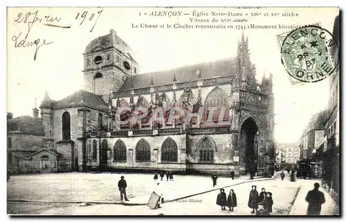 Cartes postales Alencon Eglise Notre Dame Le choeur et le clocher Enfants