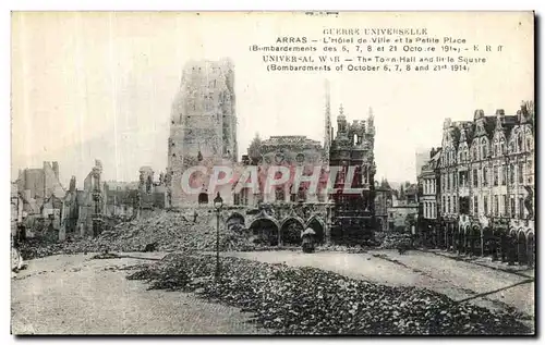 Ansichtskarte AK Arras L Hotel de Ville et la Petite Place Militaria