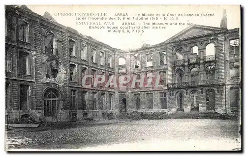 Cartes postales Arras Le musee et la cour de l ancien eveche Miltiaria