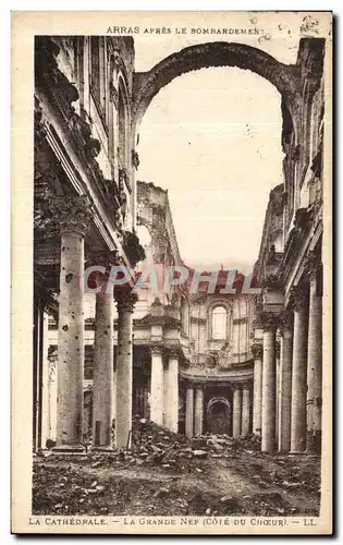 Cartes postales Arras Apres Le Bombardement La cathedrale La grande nef Militaria