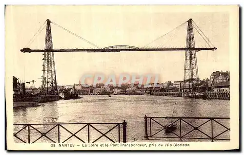 Cartes postales Nantes La Loire Et Le Pont Transbordeur pris de l Ile Gloriette