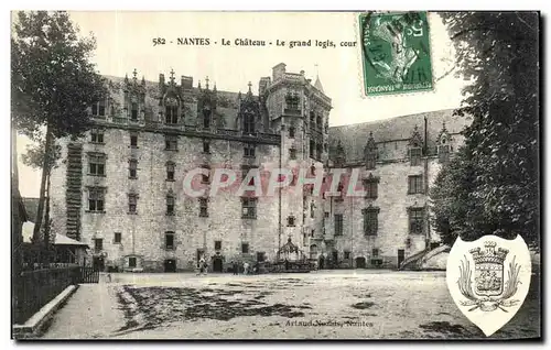 Ansichtskarte AK Nantes Le Chateau Le Grand logis Cour