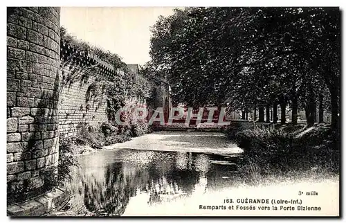 Cartes postales Guerande Remparts et Fosses Vers la Porte Bizienne