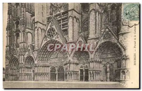 Ansichtskarte AK Bourges Portail de la Cathedrale