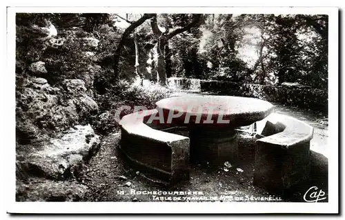 Cartes postales moderne Rochecourbiere Table de travail de Mme de Sevigne