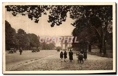 Ansichtskarte AK Paris En Flanant L Avennue Foch