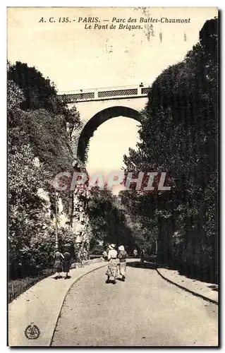 Cartes postales Paris Parc des Buttes Chaumont Le Pont de Briques