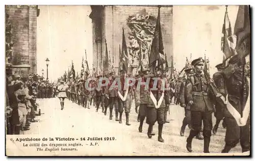 Ansichtskarte AK Apotheose de la Victoire Le Defile des Drapeaux Anglais 14 juillet 1919 Militaria