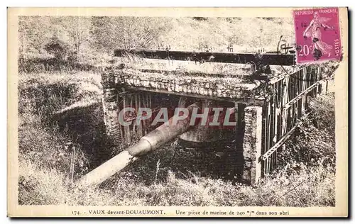 Cartes postales Vaux devant Douaumont Une Prise de 240mm Dans Son Abri Militaria Canon