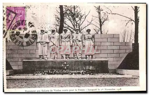 Ansichtskarte AK Monument sux Enfants de Verdun Morts Pour la France 1er novembre 1918 Militaria