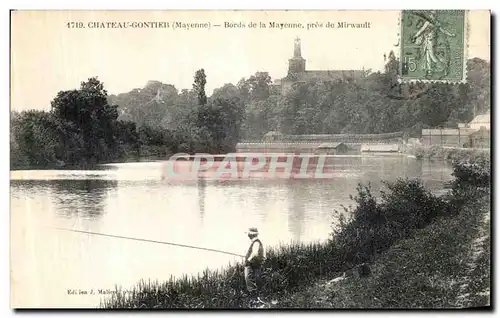 Cartes postales Chateau Gontier Bords de la Mayenne Pecheur