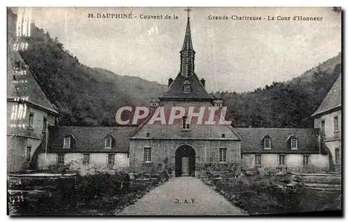 Cartes postales Dauphine Couvent de la Grande Charteuse La Cour d Honneur