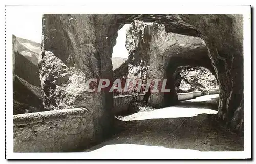 Cartes postales Les Grands Goulets Un Tunnel