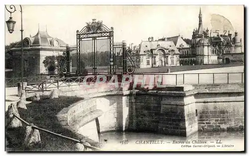 Cartes postales Chantilly Entree du Chateau