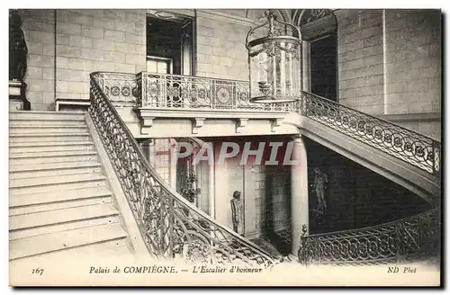 Ansichtskarte AK Compiegne Le Chateau L Escalier d honneur