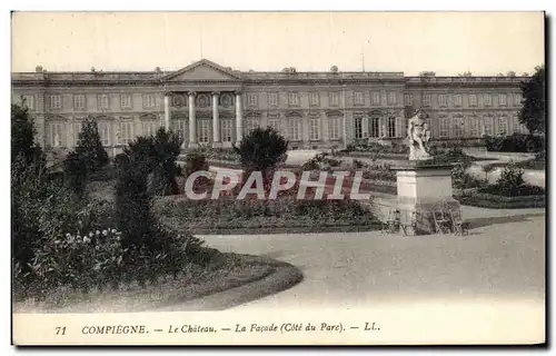 Ansichtskarte AK Compiegne Le Chateau La Facade Cote du parc