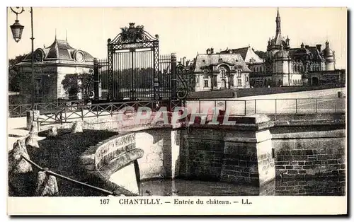 Cartes postales Chantilly Entree du Chateau