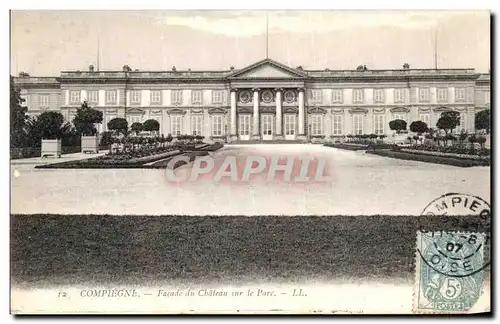 Cartes postales Compiegne Facade du Chateau sur le Parc