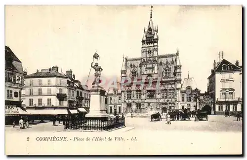 Cartes postales Compiegne Place de L Hotel de Ville