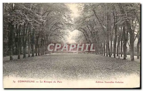 Ansichtskarte AK Compiegne Le Kiosque du Parc