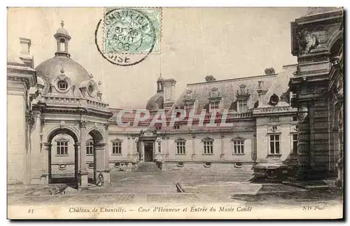 Ansichtskarte AK Chateau De Chantilly Cour d Honneur et Entree du Musee conde