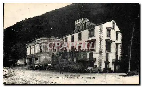 Cartes postales Sortie des Grottes de Betharram