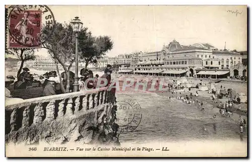 Cartes postales Biarritz Vue Sur le Casino Municipal et La Plage