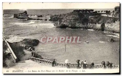 Ansichtskarte AK Biarritz Les Bains du Port Vieux Vers Le Rocher de La Vierge