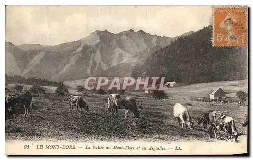 Cartes postales Le Mont Dore La Vallee du Mont Dore et Les Aiguilles Vaches