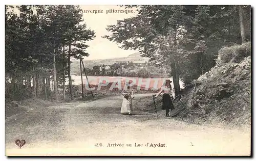 Cartes postales Arrivee Au Lac d Aydat Femmes