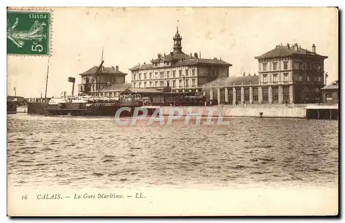 Ansichtskarte AK Calais La Gare Martitime Bateau