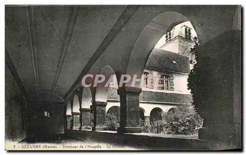 Cartes postales Sezanne Interieur de L Hospice Le cloitre