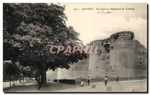 Cartes postales Angers Un Point du Boulevard du Chateau