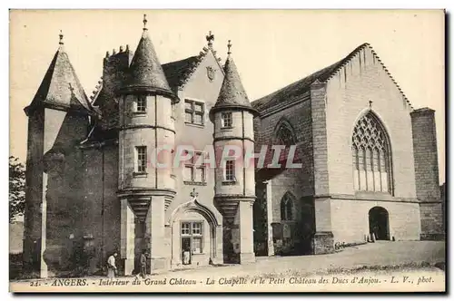 Ansichtskarte AK Angers Interieur du Grand Chateau La Chapelle et le Petit chateau des ducs d Anjou