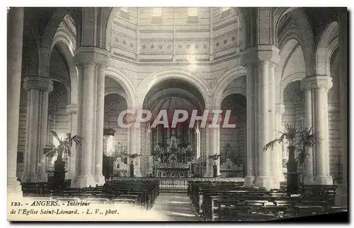 Ansichtskarte AK Angers Interieur de L Eglise Saint Leonard